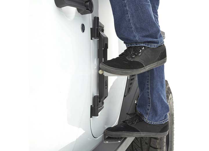 07-C WRANGLER; 20-C GLADIATOR ATLAS DOOR STEPS; SOLD AS PAIR; BLACK POWDER COAT BODY