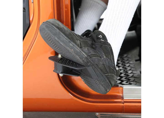 Smittybilt XRC Foot Pegs - Matte Black Textured Powdercoat, 2007-2018 Jeep Wrangler JK & 2020+ Jeep Gladiator JT