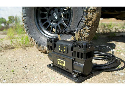Smittybilt 10.6 CFM Dual Head Portable Compressor with Bag