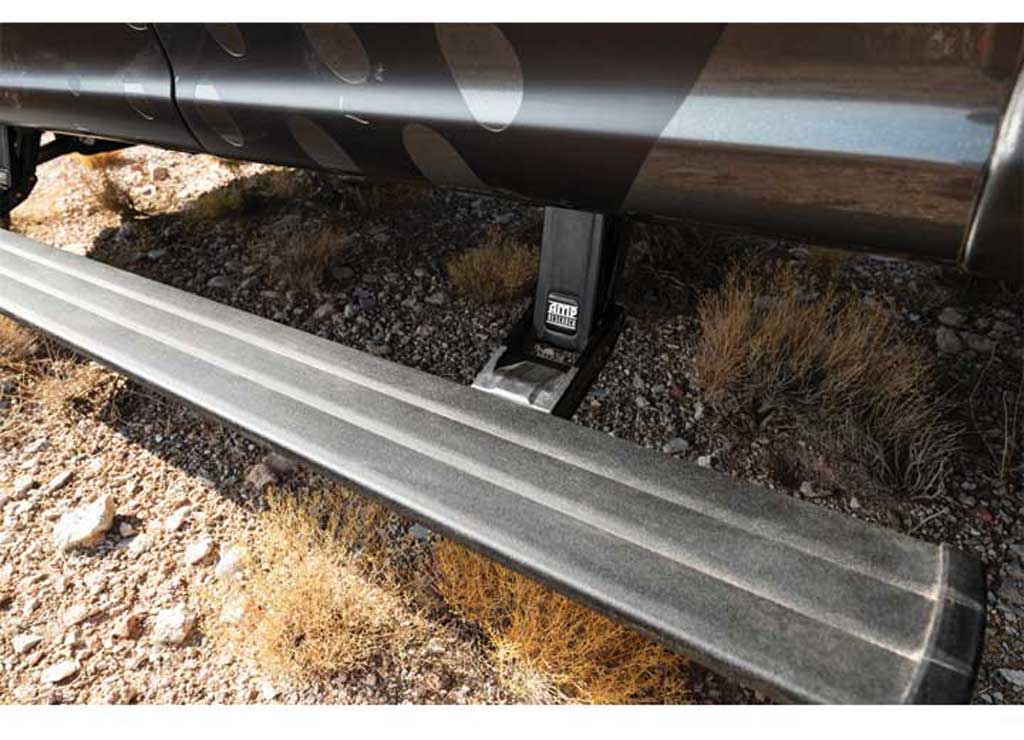 Amp Research - 15 - 20 TAHOE/YUKON/ESCALADE/16 - 20 SUBURBAN POWERSTEP SMART SERIES