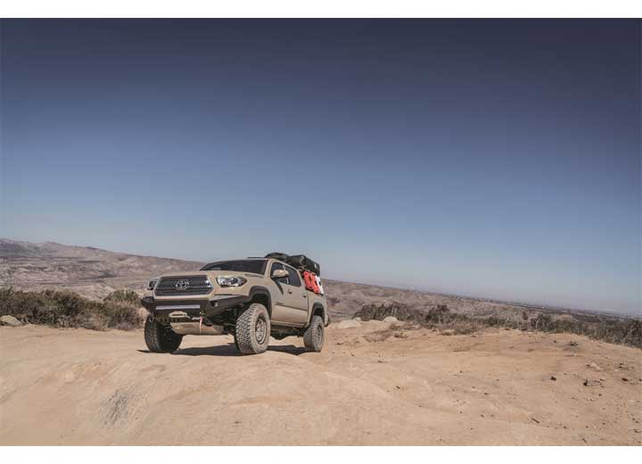 16-C TOYOTA TACOMA PRO SERIES FRONT WINCH BUMPER