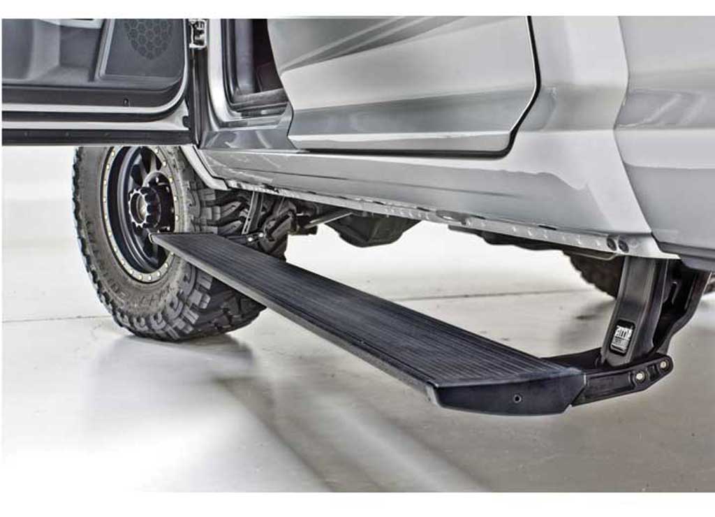 18-19 GRAND CHEROKEE POWERSTEP PLUG & PLAY Amp Research