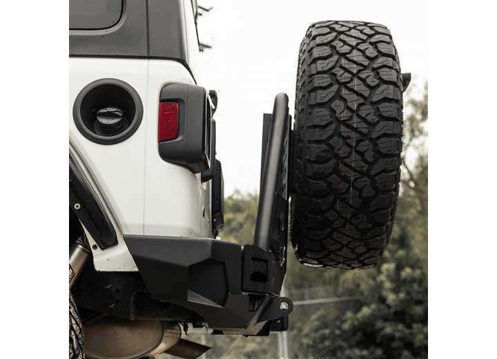 18-C JEEP WRANGLER JL XRC ATLAS REAR BUMPER ONLY