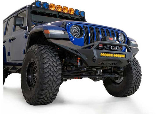 18-C WRANGLER STEALTH FIGHTER FRONT BUMPER FULL LENGTH UNIVERSAL 20IN MOUNTS BLACK