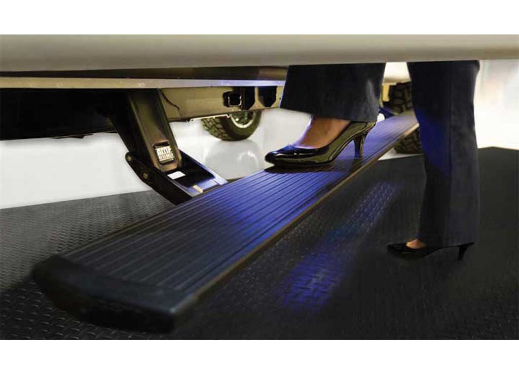 Amp Research - 20 - 22 F250/F350/2020 F450 SUPER DUTY POWERSTEP PLUG & PLAY(2022 ONLY COMPATIBLE
