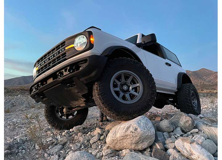 21-C BRONCO 3IN C/O SPACER KIT
