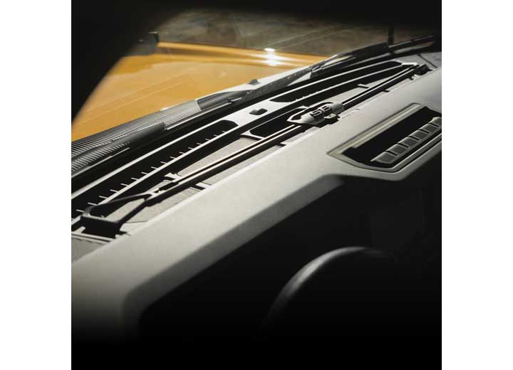 21-C FORD BRONCO BYOD BAR