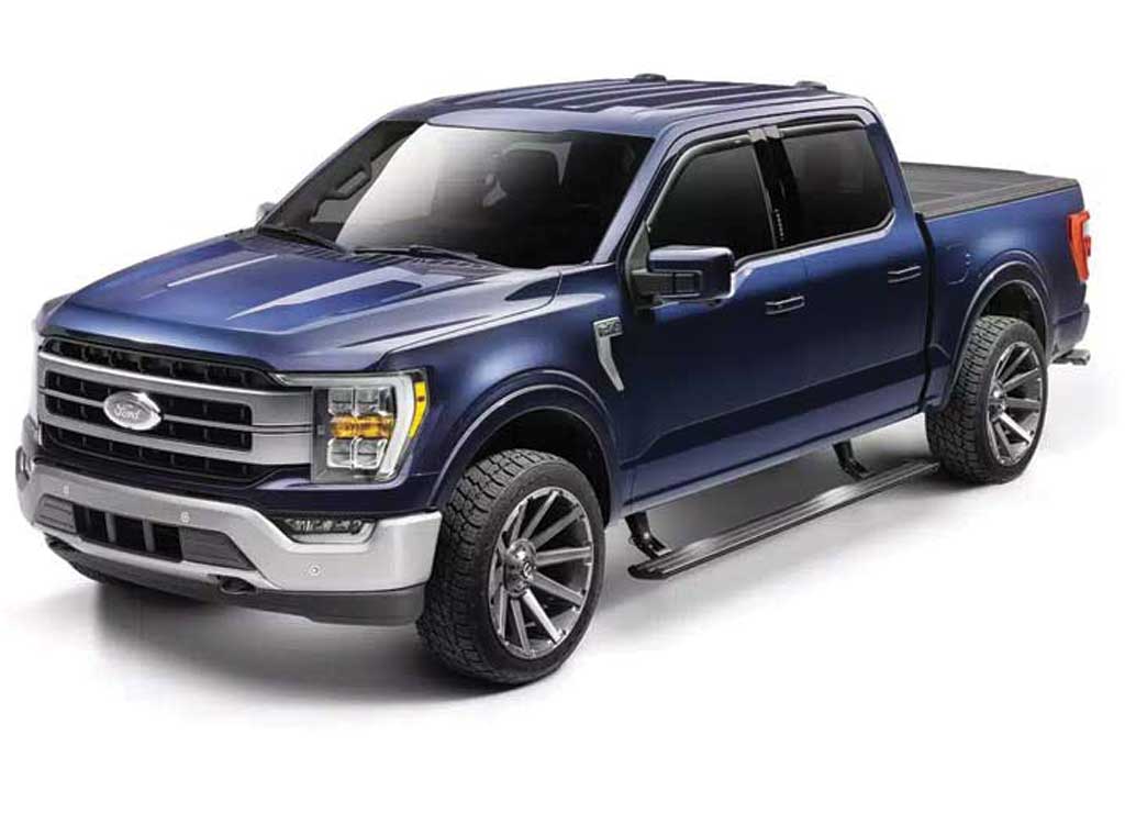 Amp Research - 22 - C F250/F350/2022 F450 ONLY SYNC 4 SUPERCREW POWERSTEP VISION BLACK