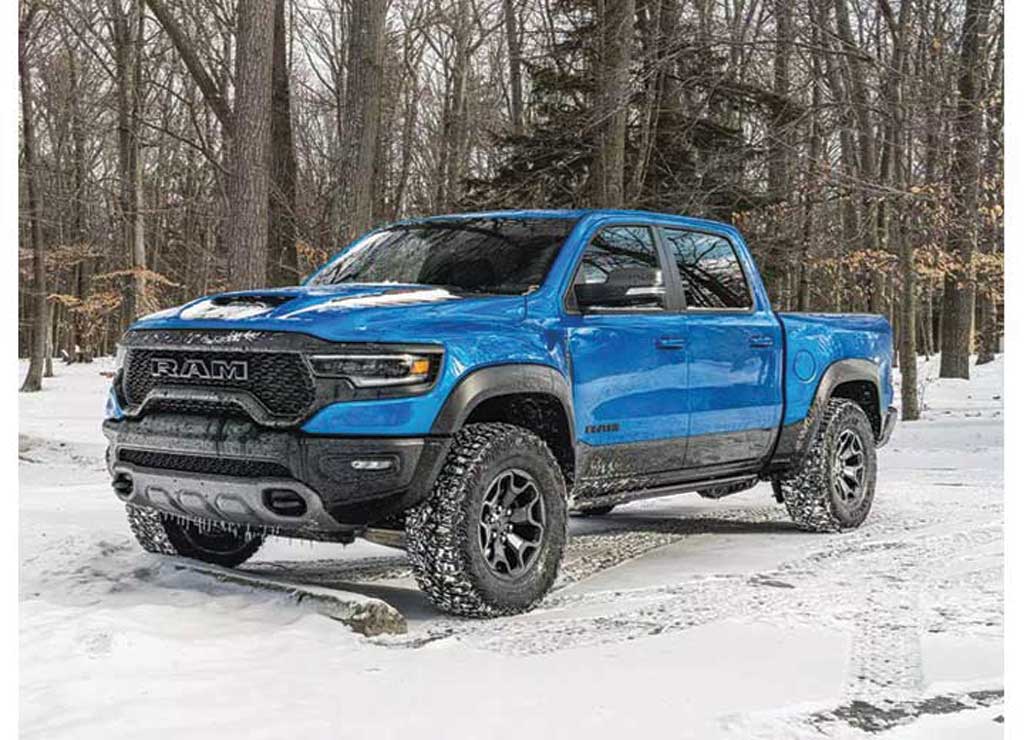 Amp Research - 22 - C TUNDRA POWERSTEP XTREME BLACK