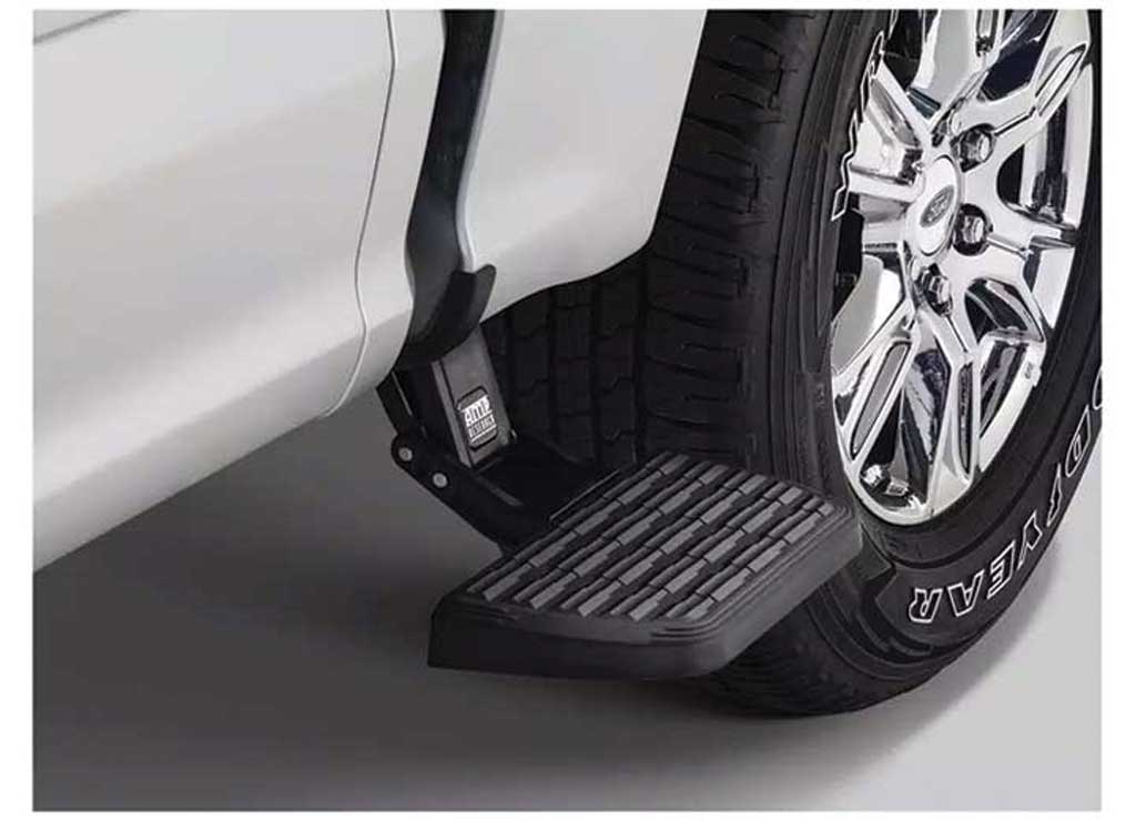 23-C F250/F350 PASSENGER SIDE BEDSTEP 2 BLACK