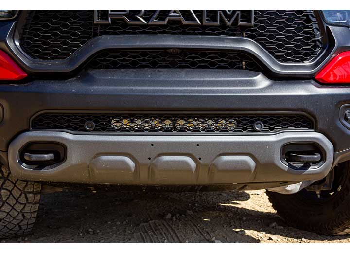 Baja Designs Dodge Ram S8 20-Inch Bumper Light Bar Kit (clear - Driving/Combo)