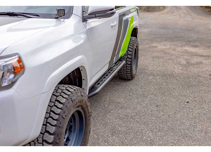 10-C 4RUNNER RAID SERIES HEAVY-DUTY SIDE BARS