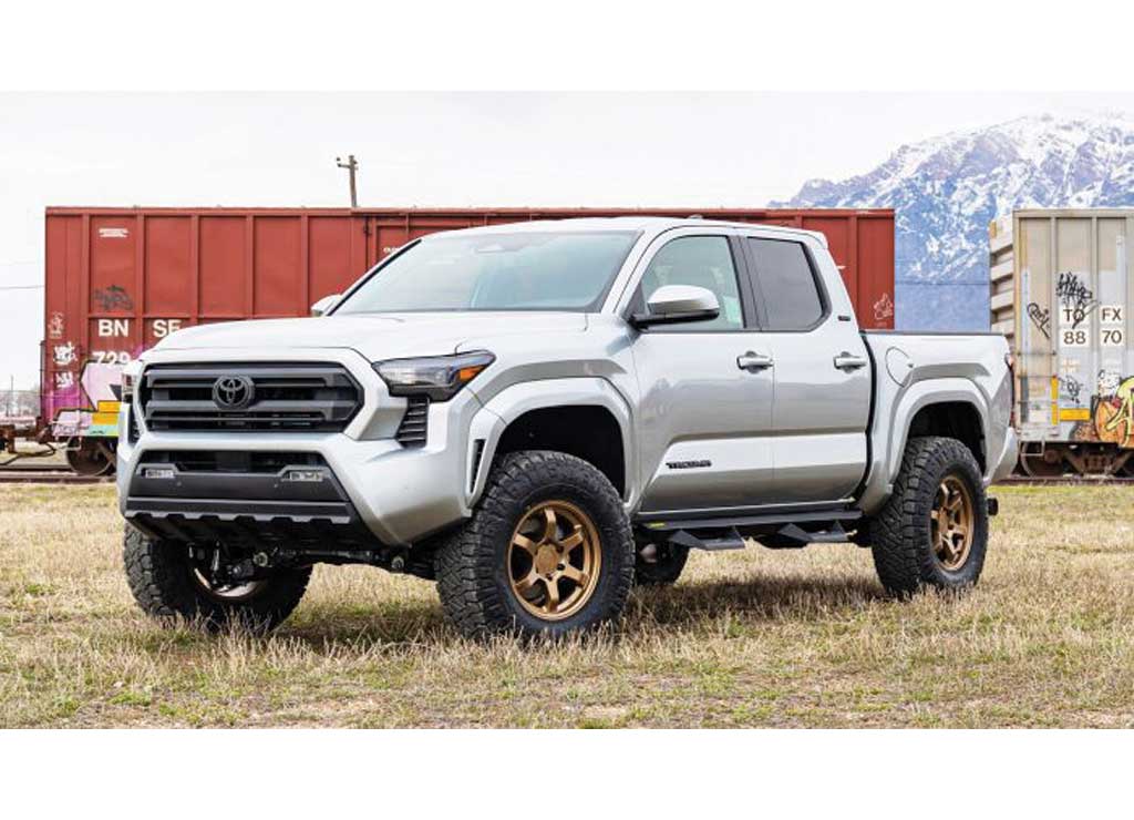 2024-2024 TOYOTA RWD, 4WD 2.5IN SST LIFT KIT ReadyLift Suspension