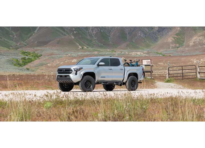 24-C TOYOTA TACOMA RWD/4WD 3IN SST LIFT KIT