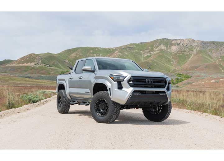 24-C TOYOTA TACOMA RWD/4WD 3IN SST LIFT KIT