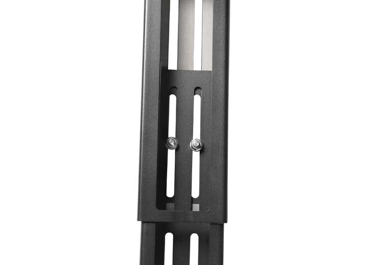 DEFENDER LOW PROFILE BED RACK
