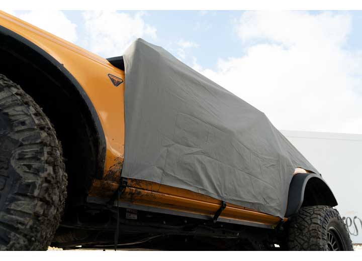21-C BRONCO 4 DOOR CAB COVER WITH DOOR FLAPS