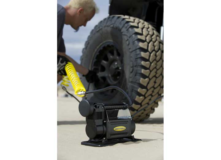 2.54 CFM/ 72 LPM HIGH PERFORMANCE AIR COMPRESSOR