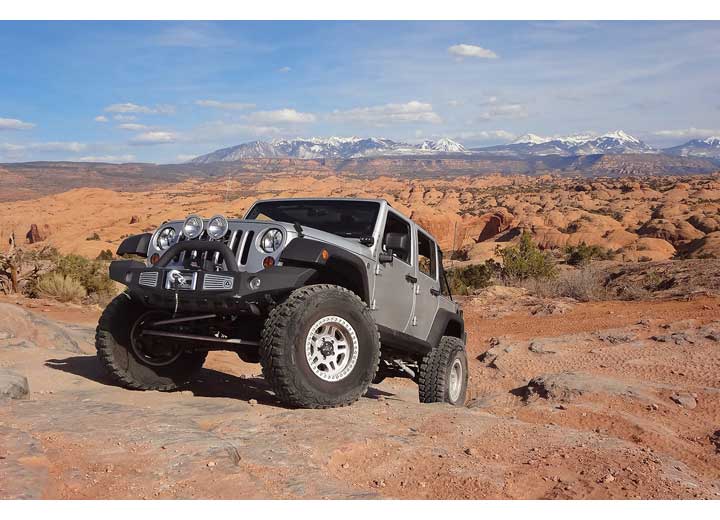 07-18 WRANGLER JK 2/4 DR XRC ATLAS FRONT BUMPER W/GRILLE GUARD & FOG LIGHT HOLES; BLACK