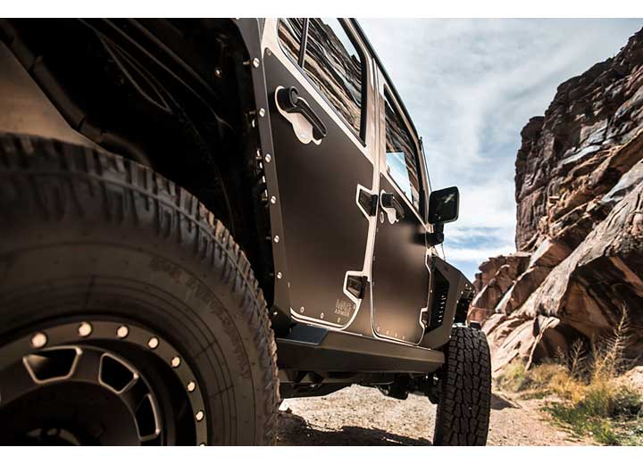 07-18 WRANGLER (JK) - 4 DOOR MAG-ARMOR (MAGNETIC TRAIL SKINS) Smittybilt