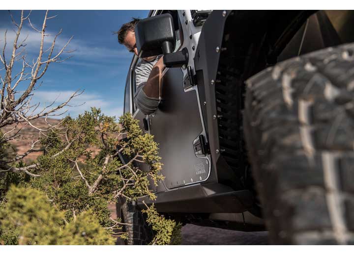 07-18 WRANGLER (JK) - 4 DOOR MAG-ARMOR (MAGNETIC TRAIL SKINS) Smittybilt