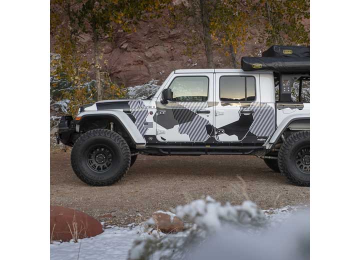 20-C JEEP GLADIATOR SRC SIDE ARMOR WITH STEPS