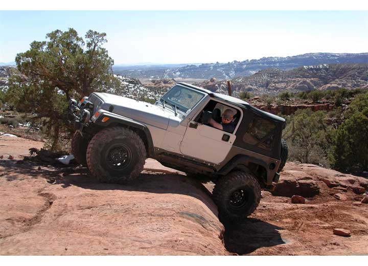 97-06 WRANGLER TJ REPLACEMENT SOFT TOP W/TINTED WINDOWS & UPPER DOOR SKINS; BLACK DIAMOND