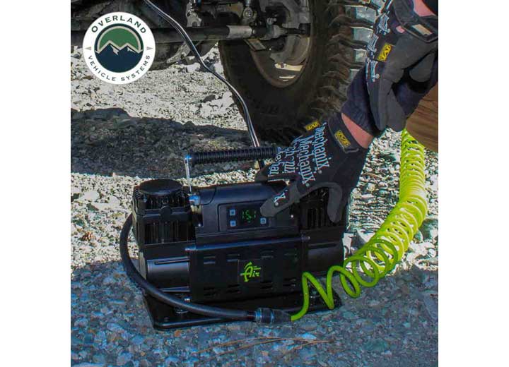 EGOI 7.0 CFM DIGITAL CONTROL PANEL PORTABLE AIR COMPRESSOR - SINGLE MOTOR
