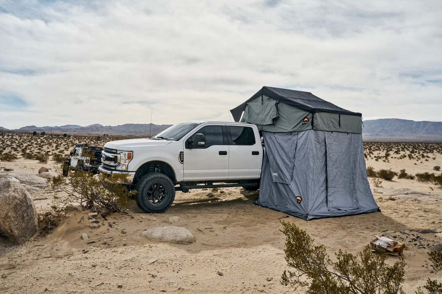 Body Armor 4x4 Sky Ridge Pike 3-Person Roof Top Tent