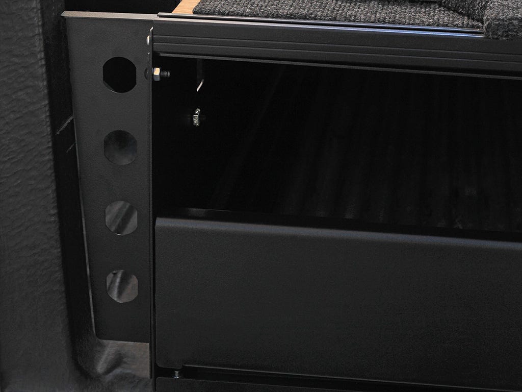 Ford Ranger Wildtrak / Raptor (2014-2022) w/Drop-In Bed Liner Wolf Pack Drawer Kit