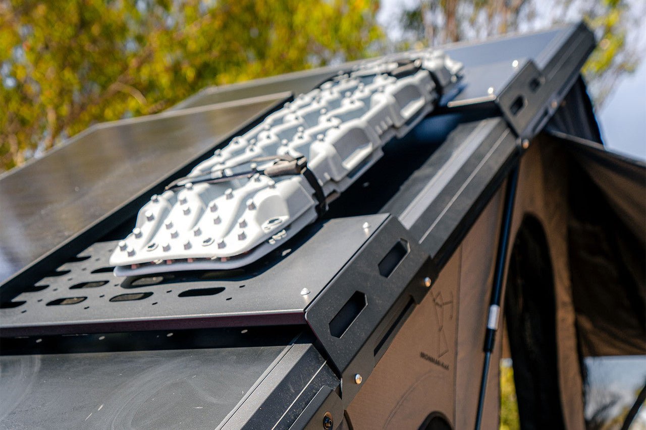 Ironman 4x4 Orion 1400 Adventure Rooftop Tent