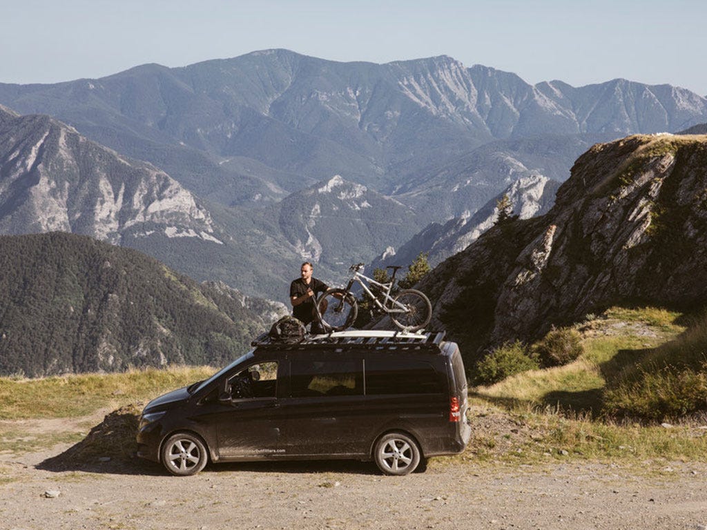 Front Runner - Mercedes - Benz V - Class L1 (2014 - Current) Slimline II Roof Rack Kit