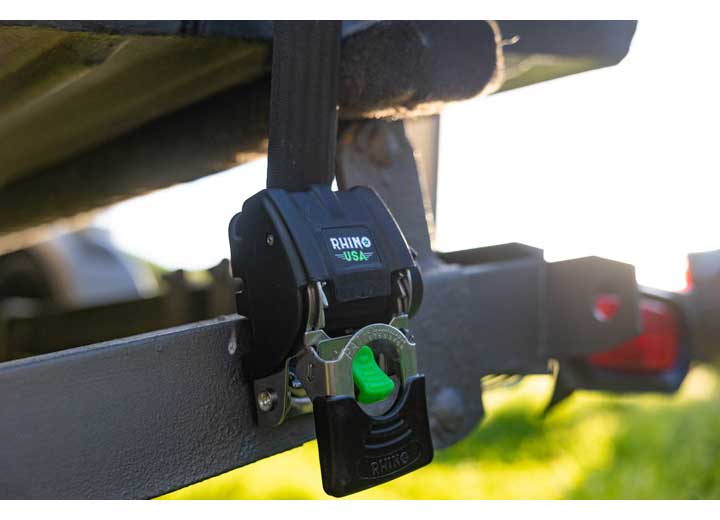 Rhino USA Heavy-Duty Retractable Boat Transom Straps (2-Pack) - Black - Secure and Convenient Watercraft Transport Solution