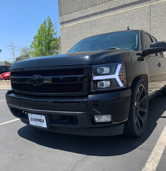 AlphaRex USA 07-13 Chevrolet Silverado PRO-Series Halogen Projector Headlights Black - Enhanced Visibility & Modern Design