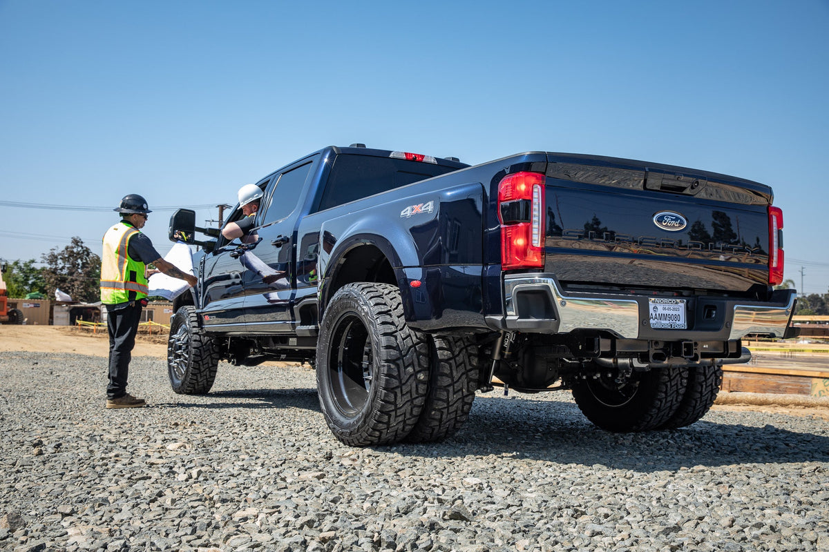 ICON Vehicle Dynamics - 23 FORD F250/F350 GAS 2.5" STAGE 5 SUSPENSION SYSTEM W/ RADIUS ARMS