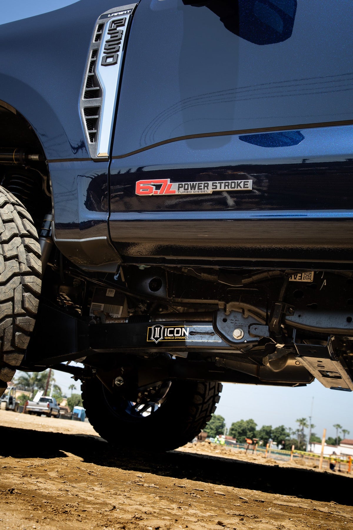 ICON Vehicle Dynamics - 23 FORD F250/F350 GAS 2.5" STAGE 5 SUSPENSION SYSTEM W/ RADIUS ARMS
