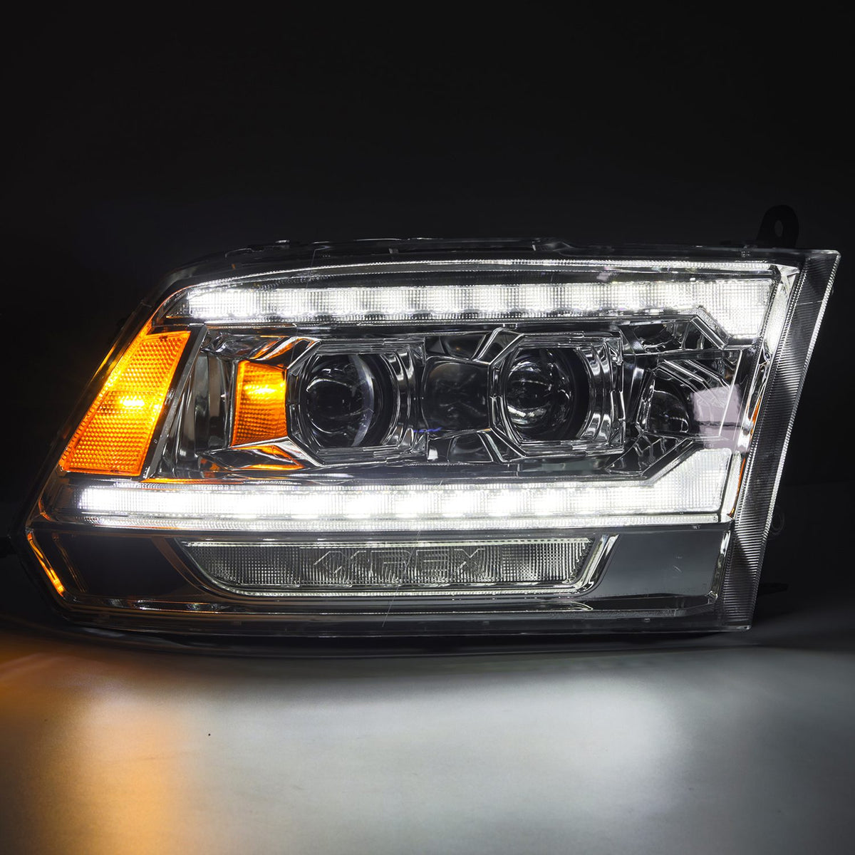 AlphaRex 880559 Luxx-Series Projector Headlights - view 3
