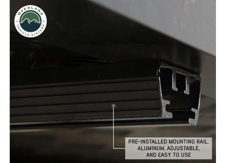 BUSHVELD HARD SHELL ROOFTOP TENT FOR 4 ADVENTURERS