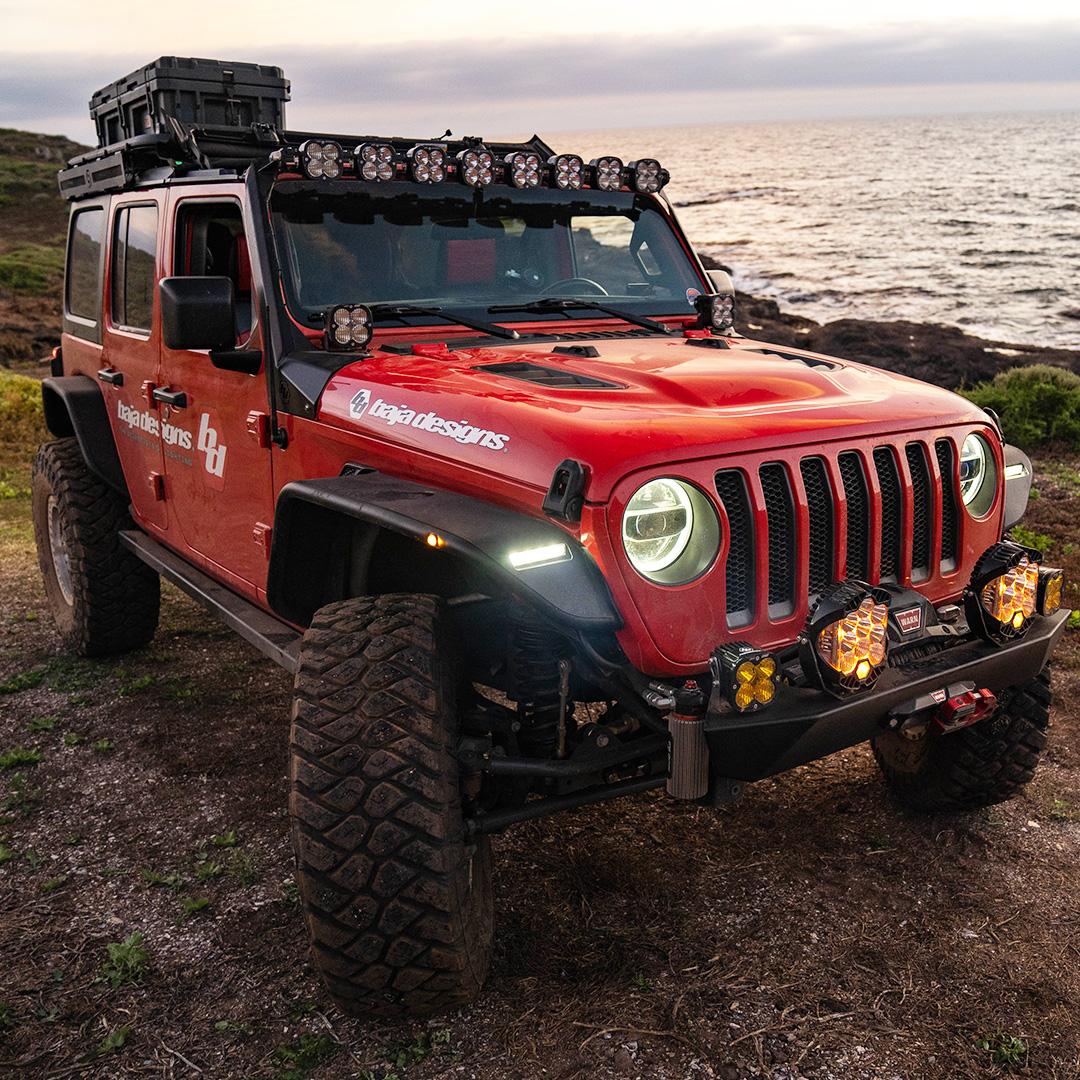 Baja Designs 447664UP Jeep JL/JT 8XL Linkable Roof Mount Light Kit - view 2