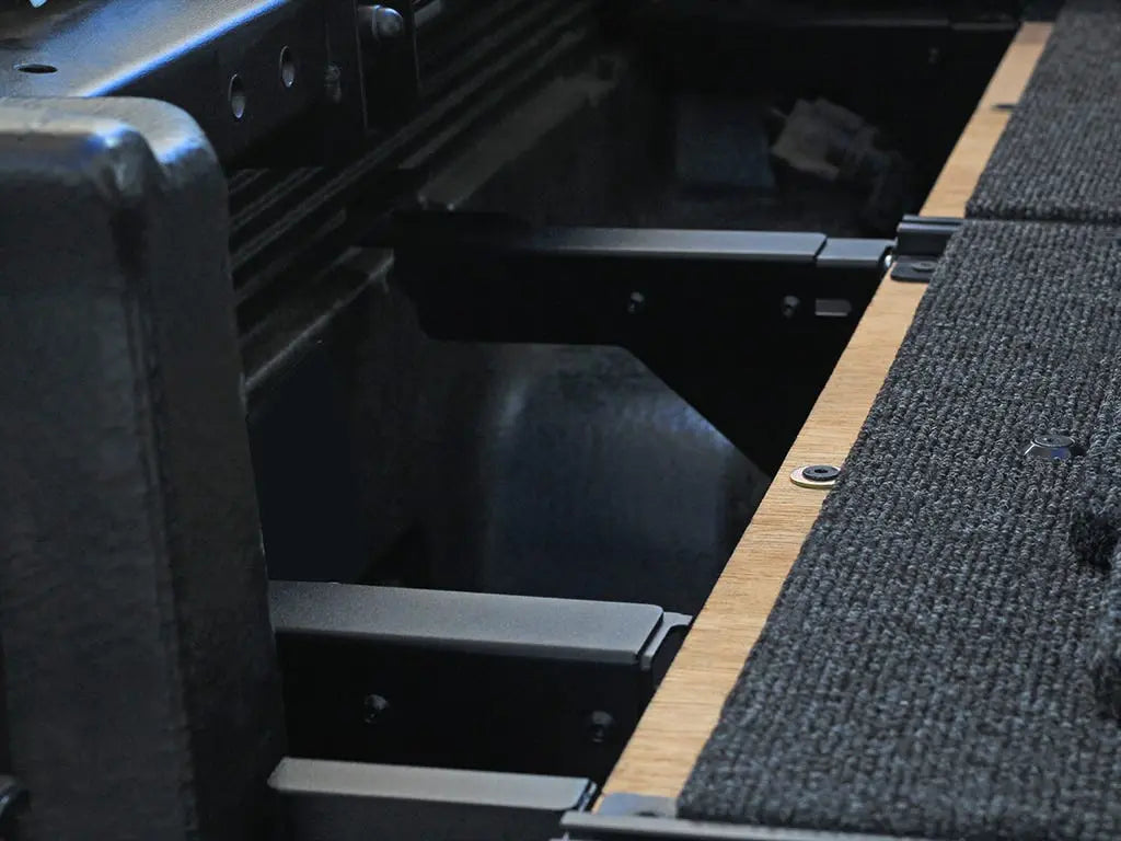 Front Runner - Ford Ranger Wildtrak / Raptor (2014 - 2022) w/Drop - In Bed Liner Wolf Pack Drawer Kit