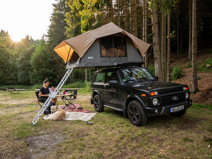 Lada Niva 4x4 Slimline II Roof Rack Kit Front Runner