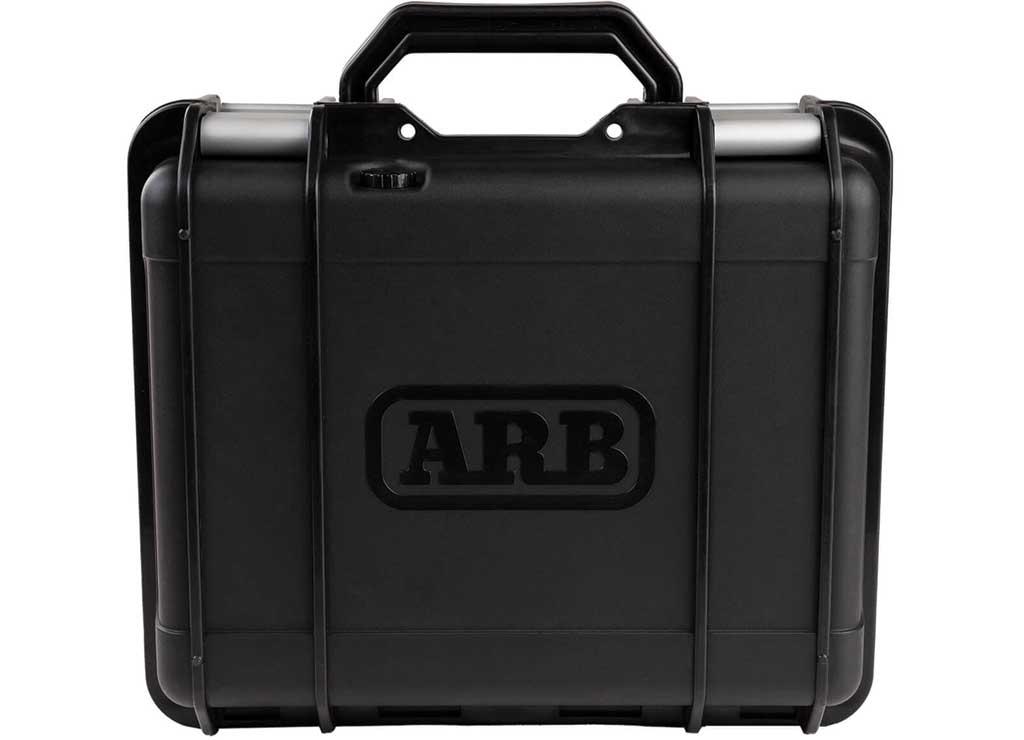 PORTABLE 12V SINGLE MOTOR AIR COMPRESOR WITH CARRYING CASE AND ACCESSORIES ARB Usa/Old Man Emu