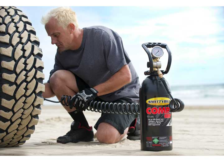 COMPACT AIR CO2 AIR SYSTEM; BLACK; W/REGULATOR AND FITTINGS