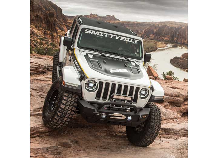 18-C WRANGLER JL/20-C GLADIATOR JT GEN2 XRC FRONT BUMPER Smittybilt