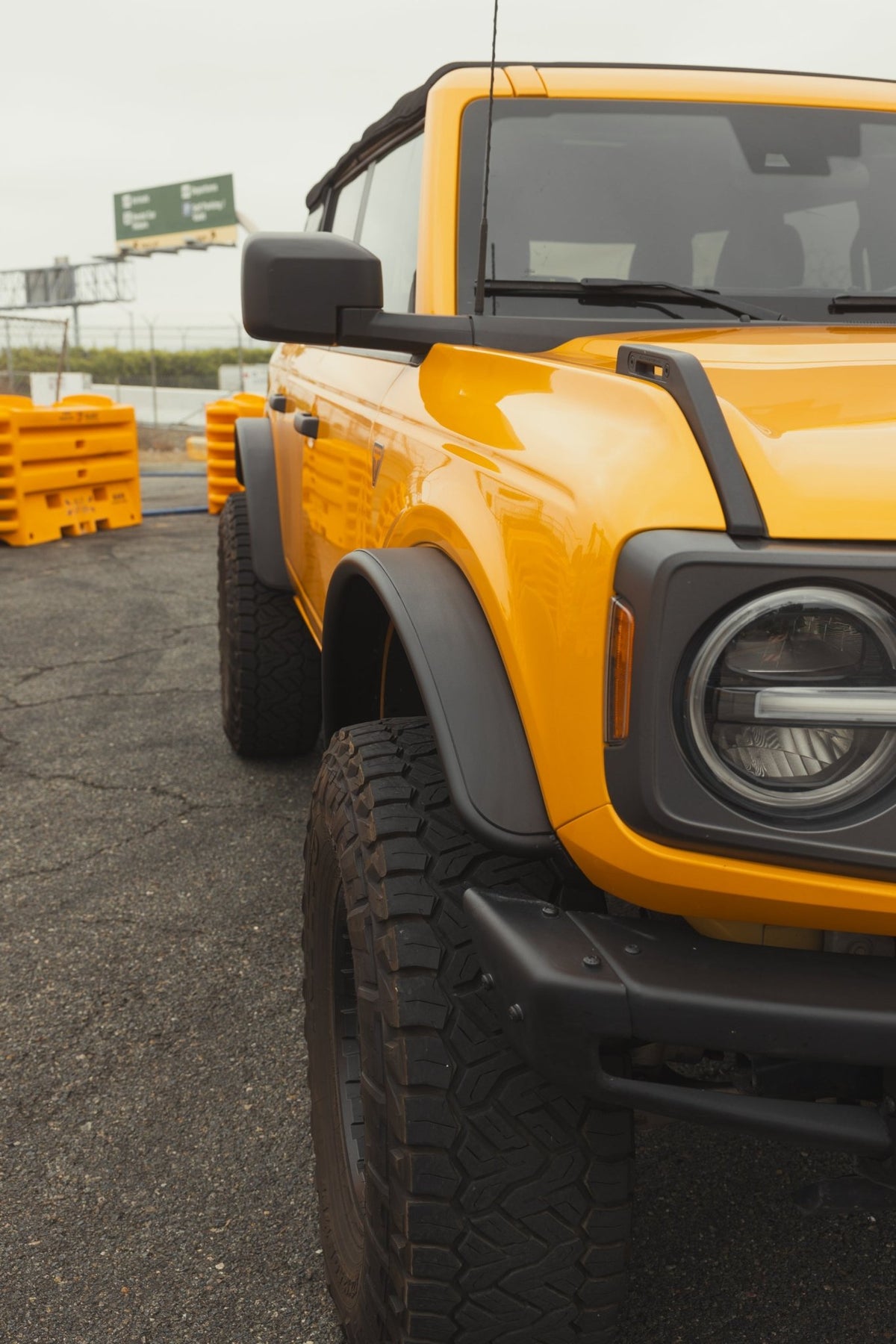Smittybilt -Bronco Front Aluminum Fender Pair (21+ Bronco 4DR)
