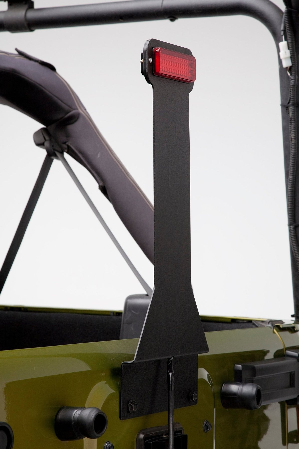 Body Armor 4x4 - Center High Mount Stop Light