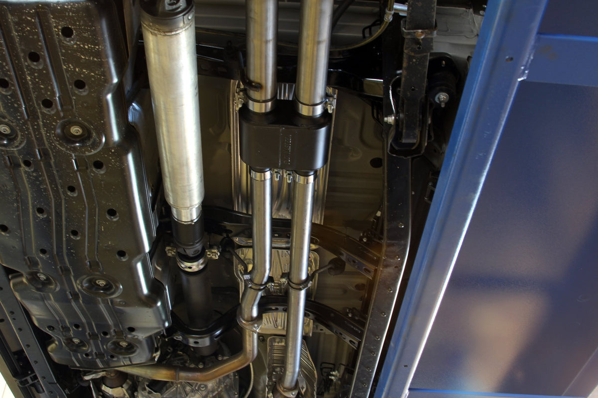 Flowmaster -Flowmaster Outlaw Cat-back Exhaust System