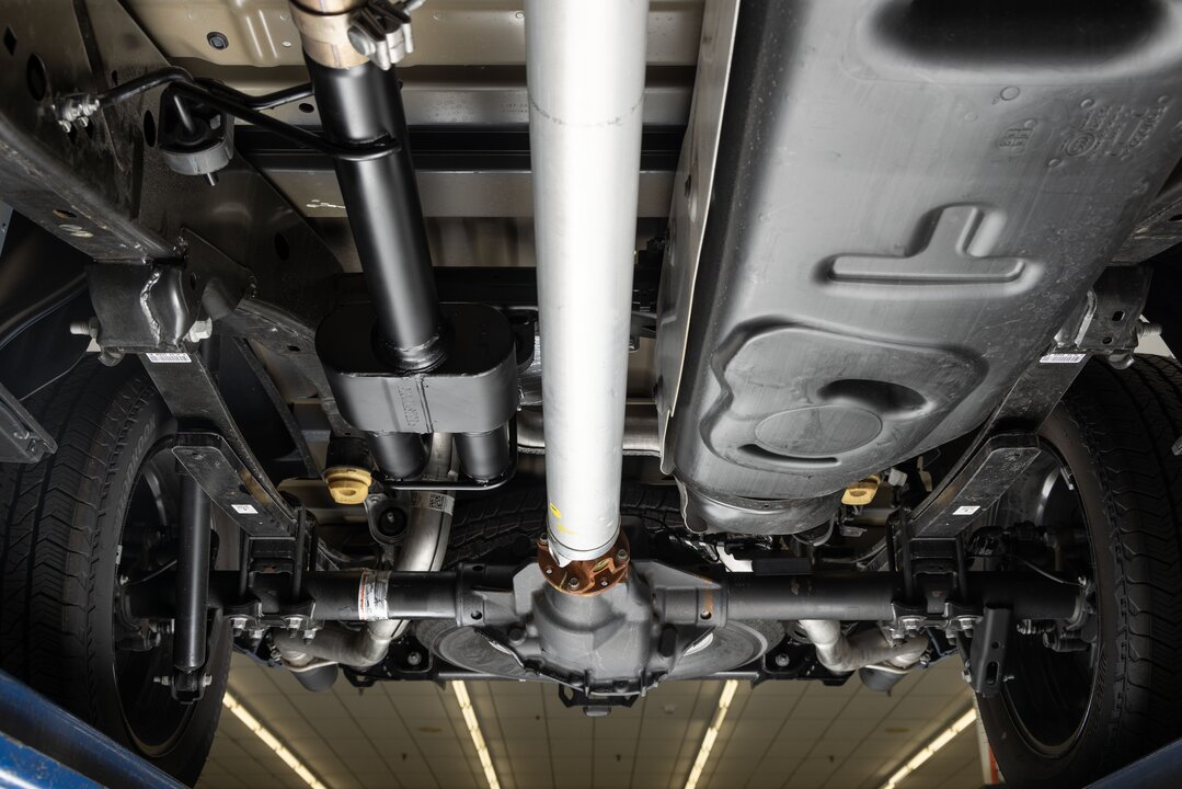 Flowmaster -Flowmaster Outlaw Direct Fit Muffler