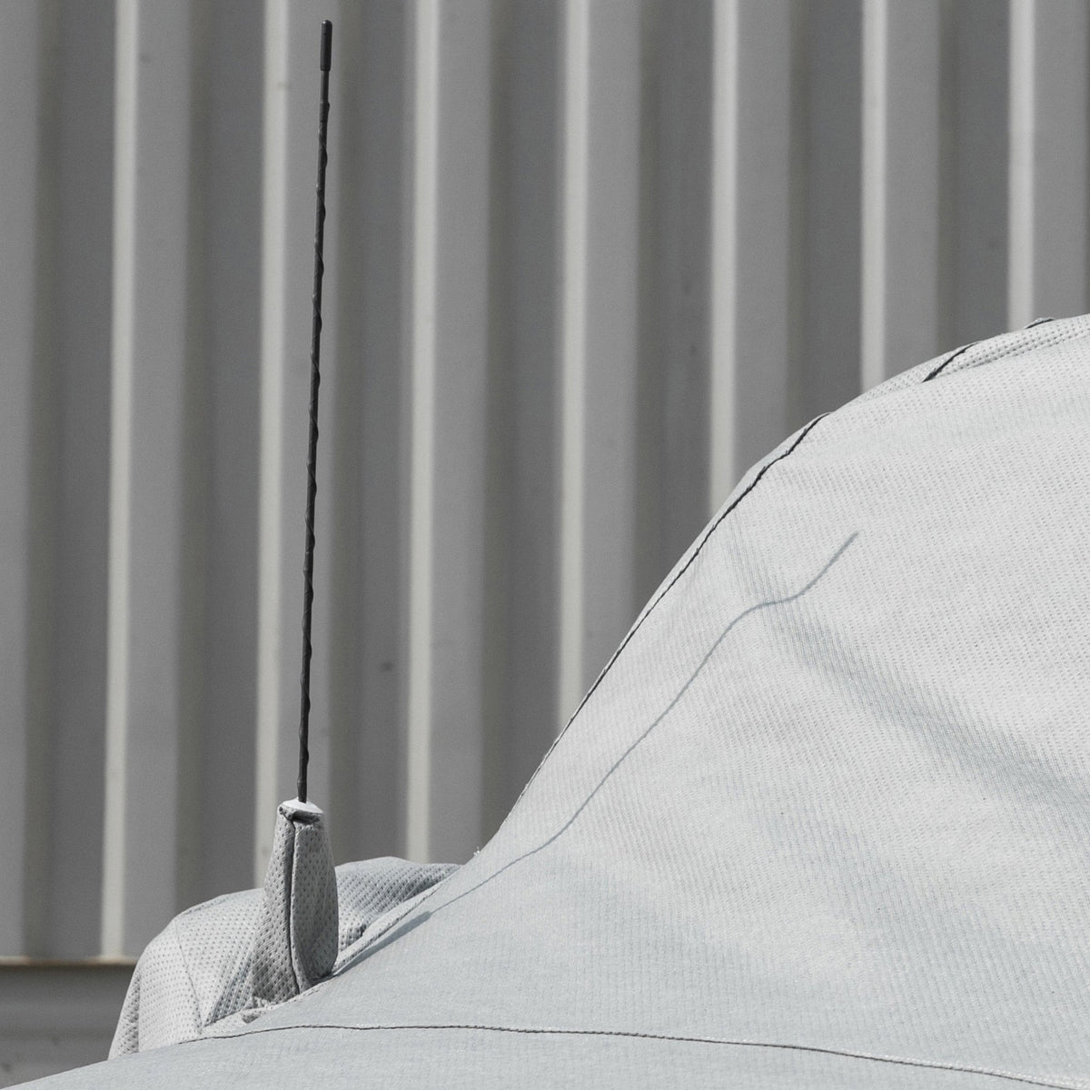 Smittybilt -Full Car Cover w/ Storage Bag, Lock & Cable - Gray (21+ Bronco 4DR)