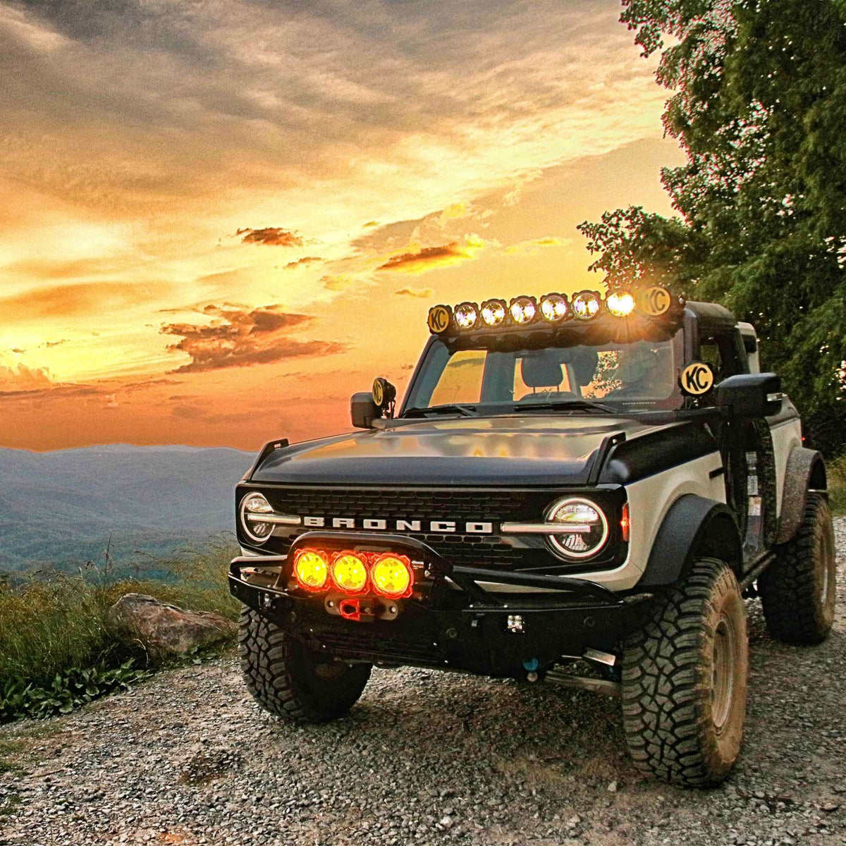 KC HiLiTES -KC Pro6 LED 6in Ditch Wide-40 Driving 2-Light System - 2021+ Ford Bronco